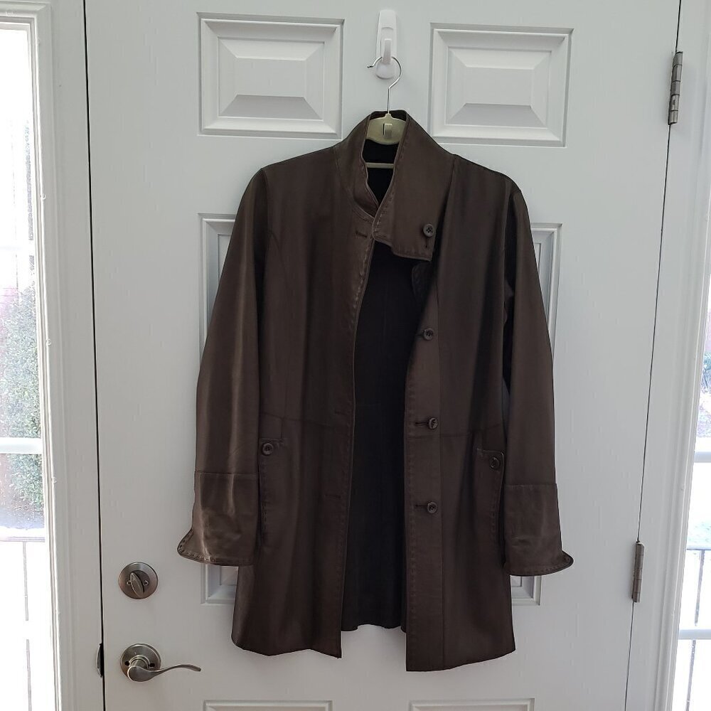 Leather Coat. Size Extra Small.  Brown - Picture 4 of 4
